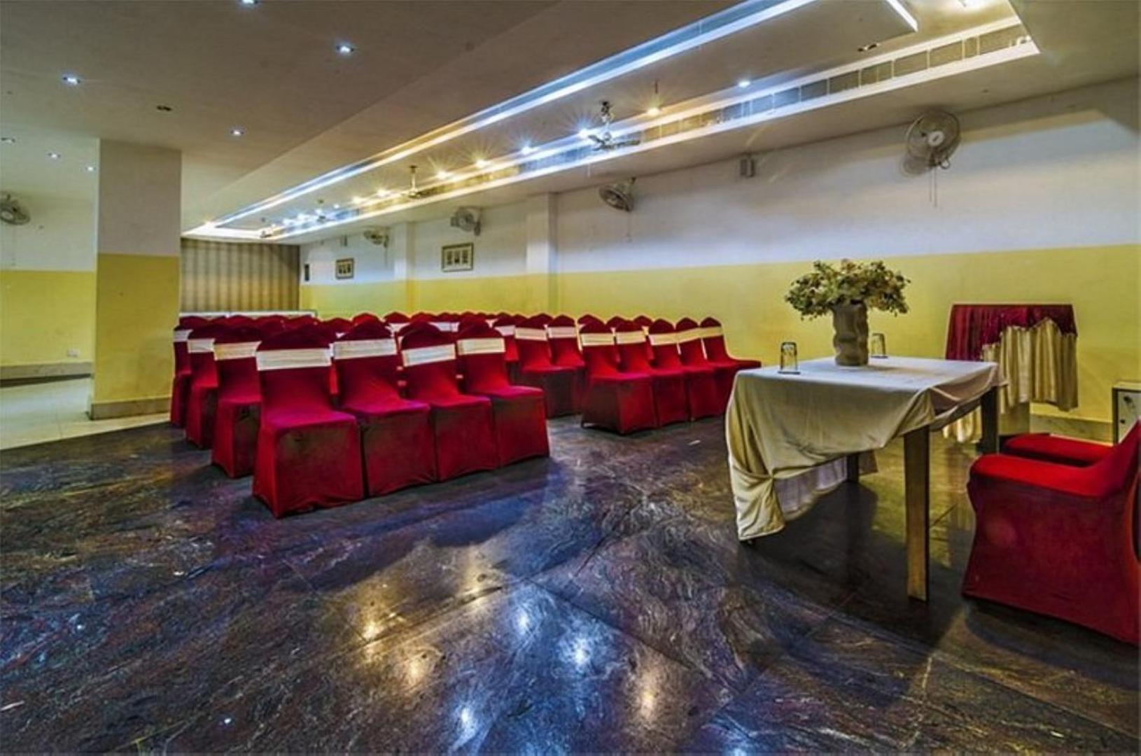 Hotel Akash Sarovar Пурулия Екстериор снимка